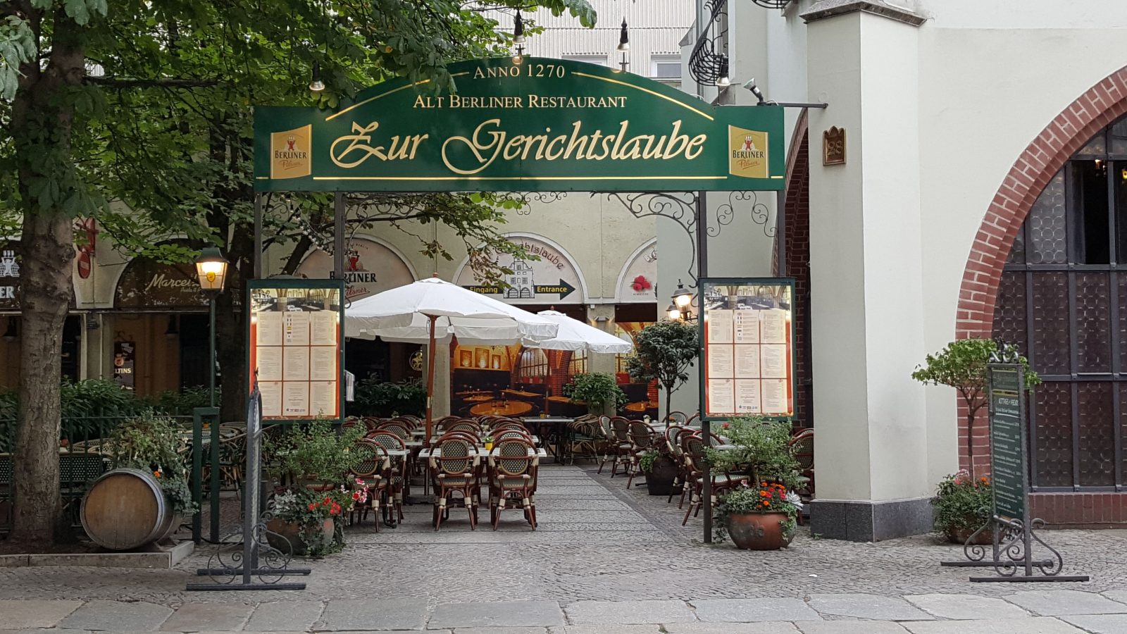 Restaurante Zur Gerichtslauben. Barrio Nikolai