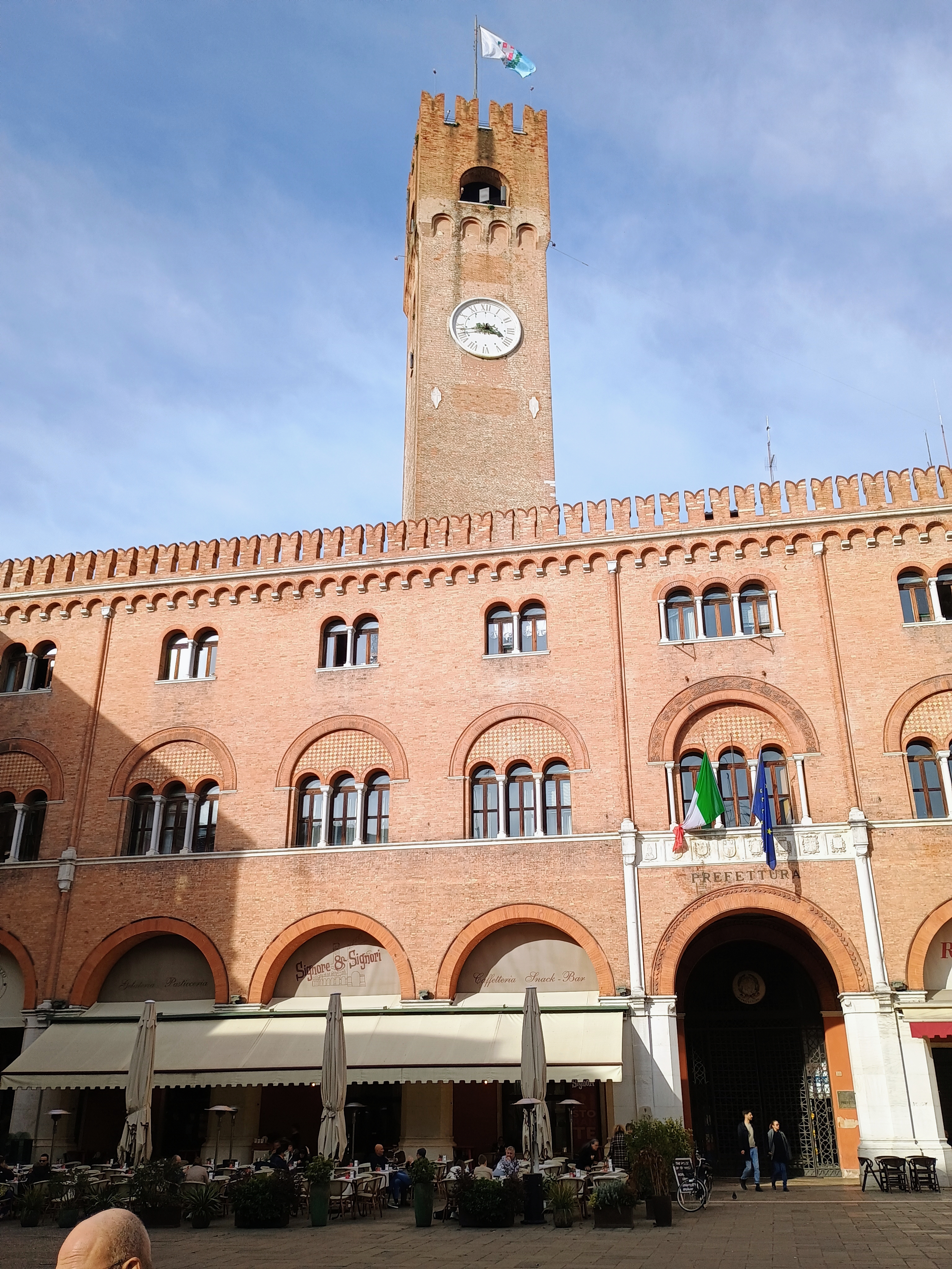 Prefectura, piazza dei Signori